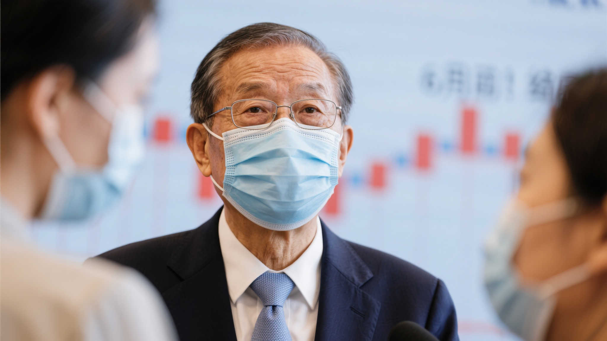他不仅成功 他不仅成功